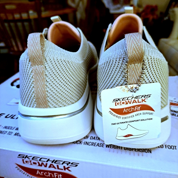 Women`s Skechers GO Walk Arch Fit - Crystal Waves Sneaker 124882-TPPK Taupe/p 10 - Picture 4 of 15